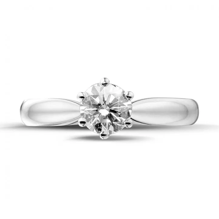 0.70 quilates anillo solitario diamante en platino 