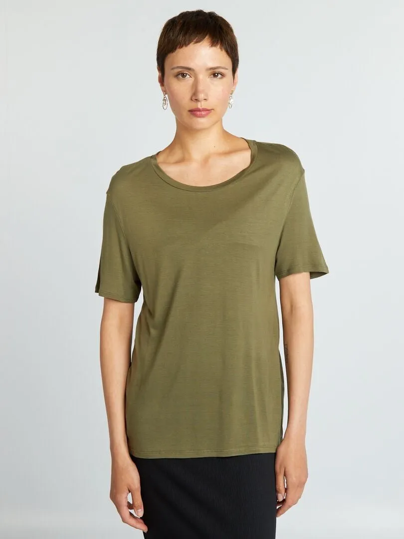 CAMISETA BáSICA FLUIDA  KAKI