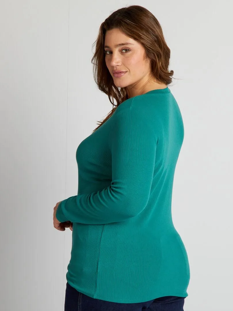 CAMISETA DE CANALé VAPOROSA CON CUELLO AMPLIO  VERDE