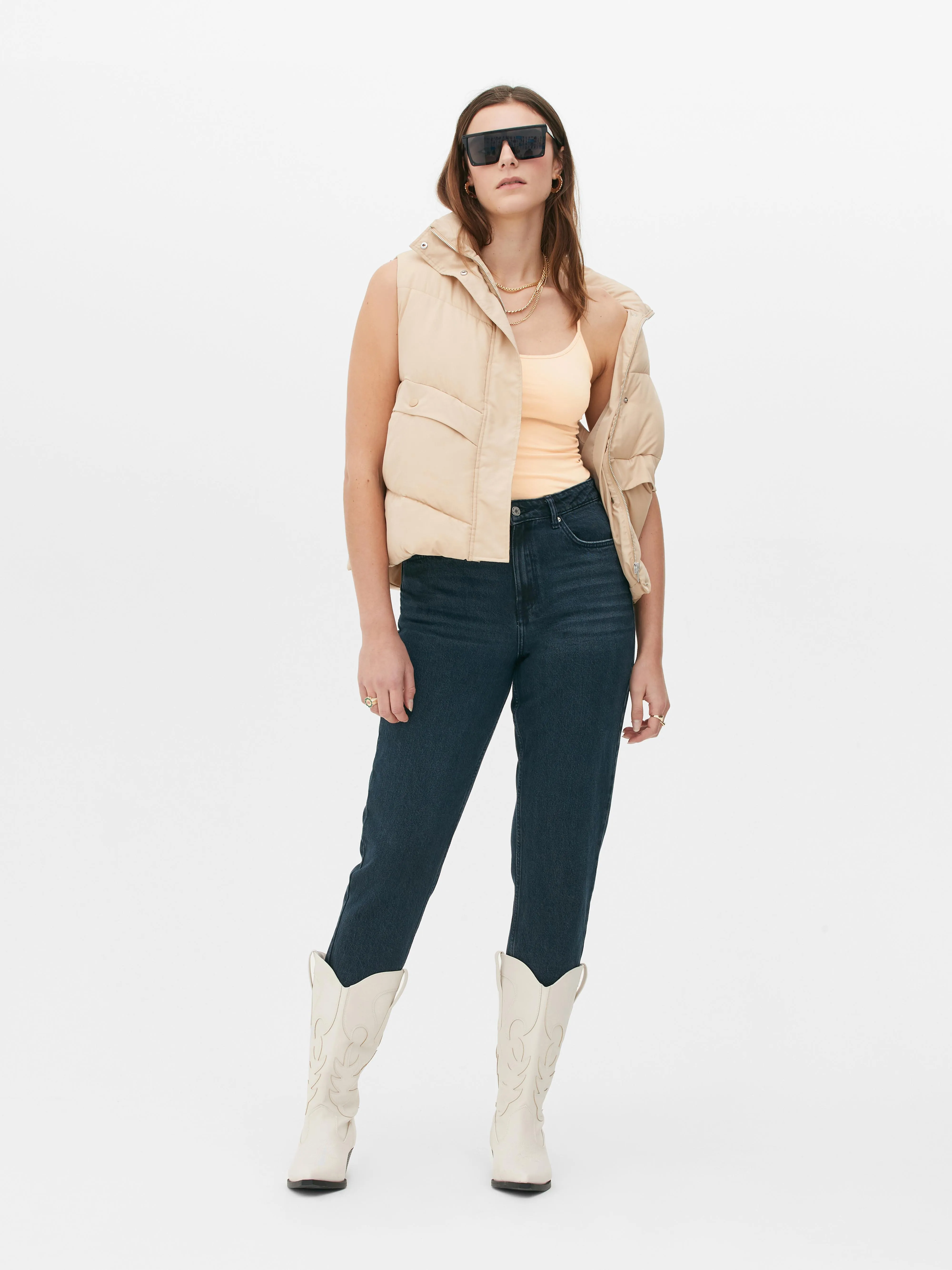 Camiseta elástica con tirantes ajustables
