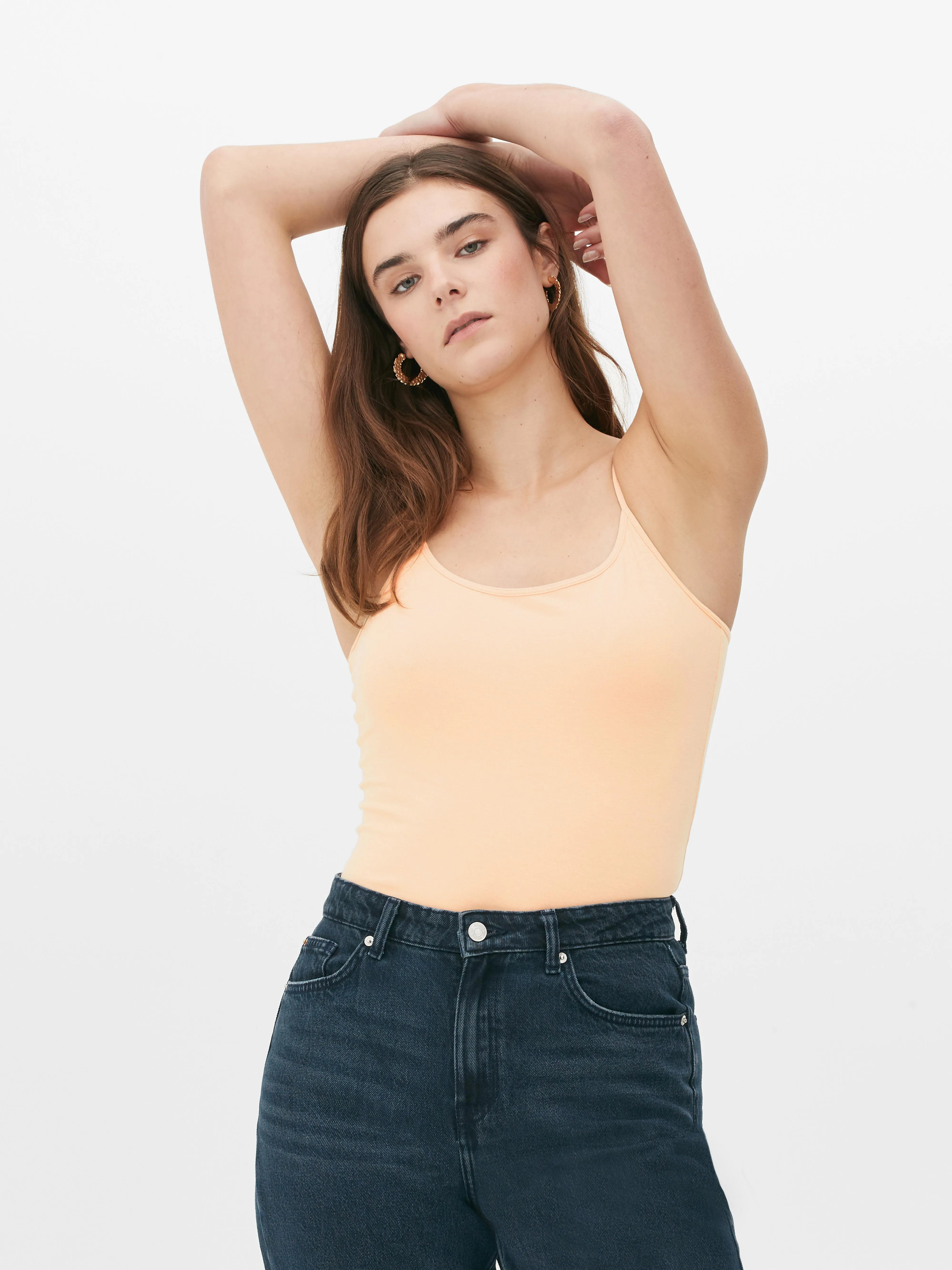 Camiseta elástica con tirantes ajustables