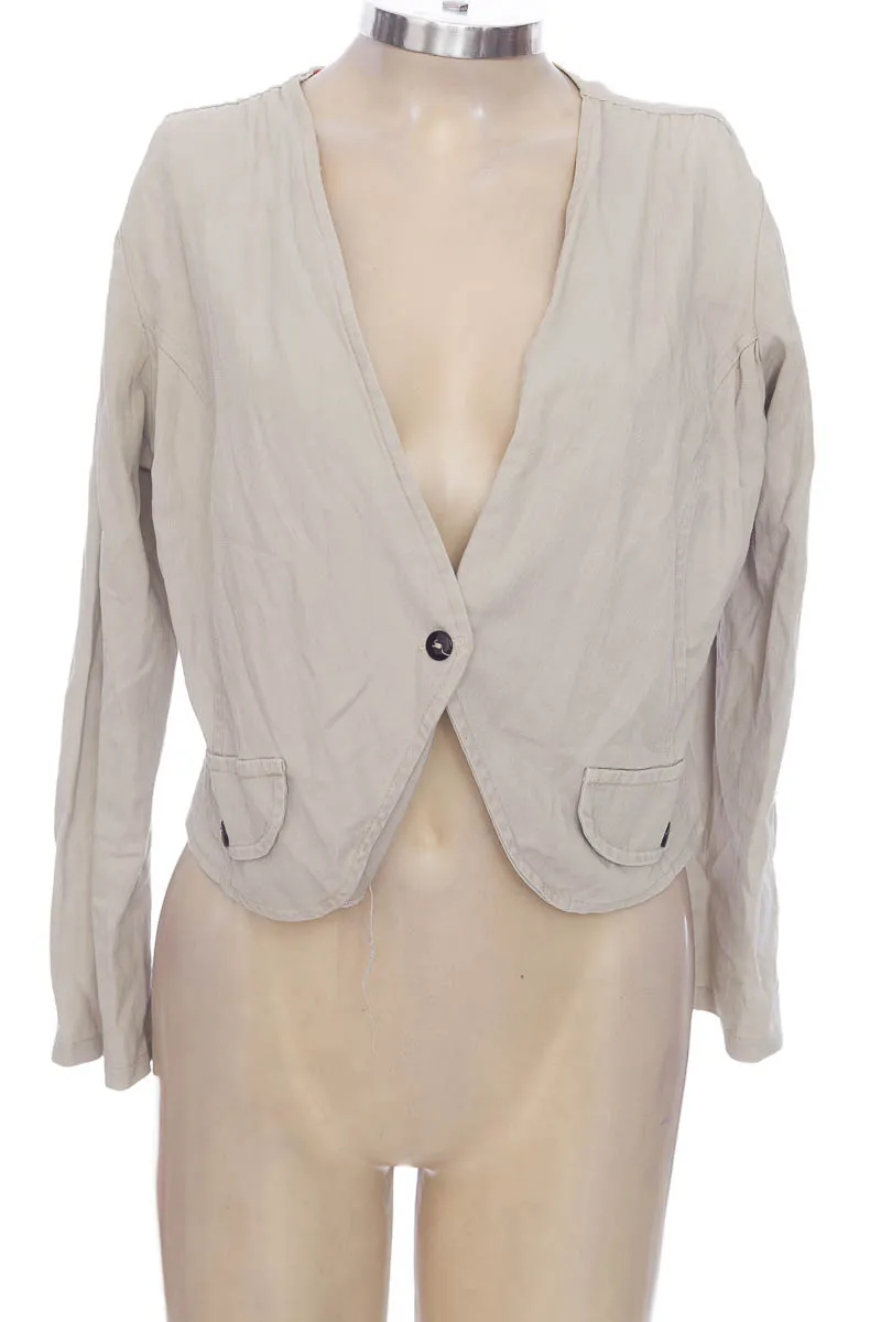 CHAQUETA / ABRIGO COLOR BEIGE  CLOSEANDO