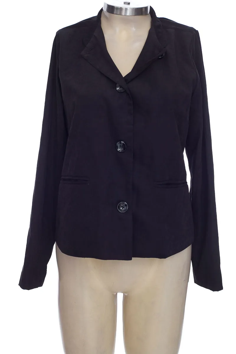 CHAQUETA / ABRIGO COLOR NEGRO  FDS