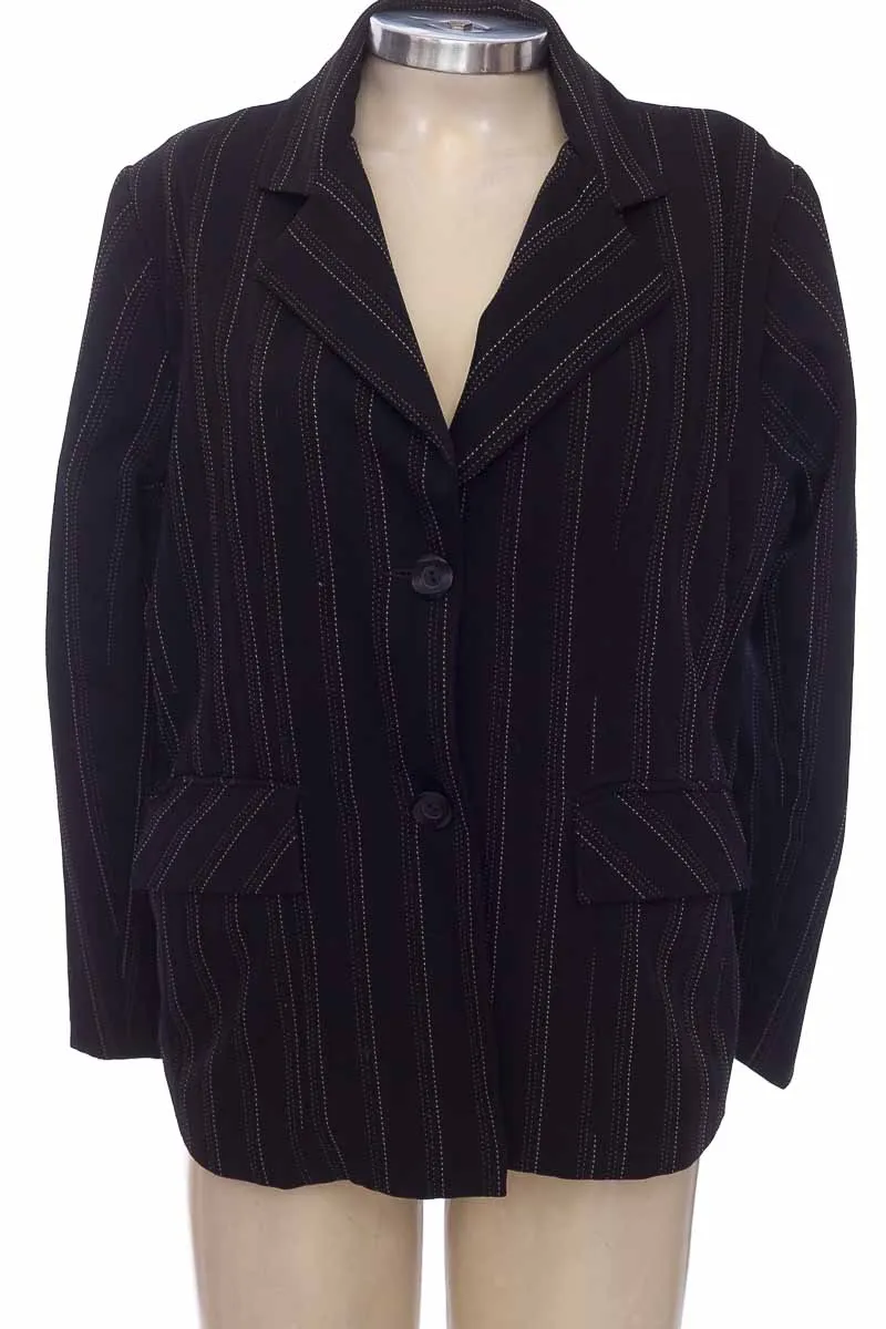 CHAQUETA / ABRIGO COLOR NEGRO  PATPRIMO