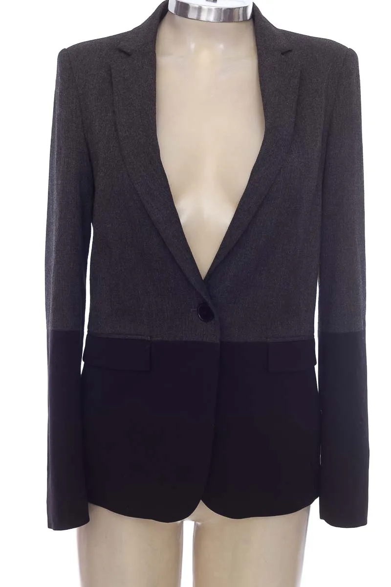 CHAQUETA / ABRIGO COLOR NEGRO  ZARA