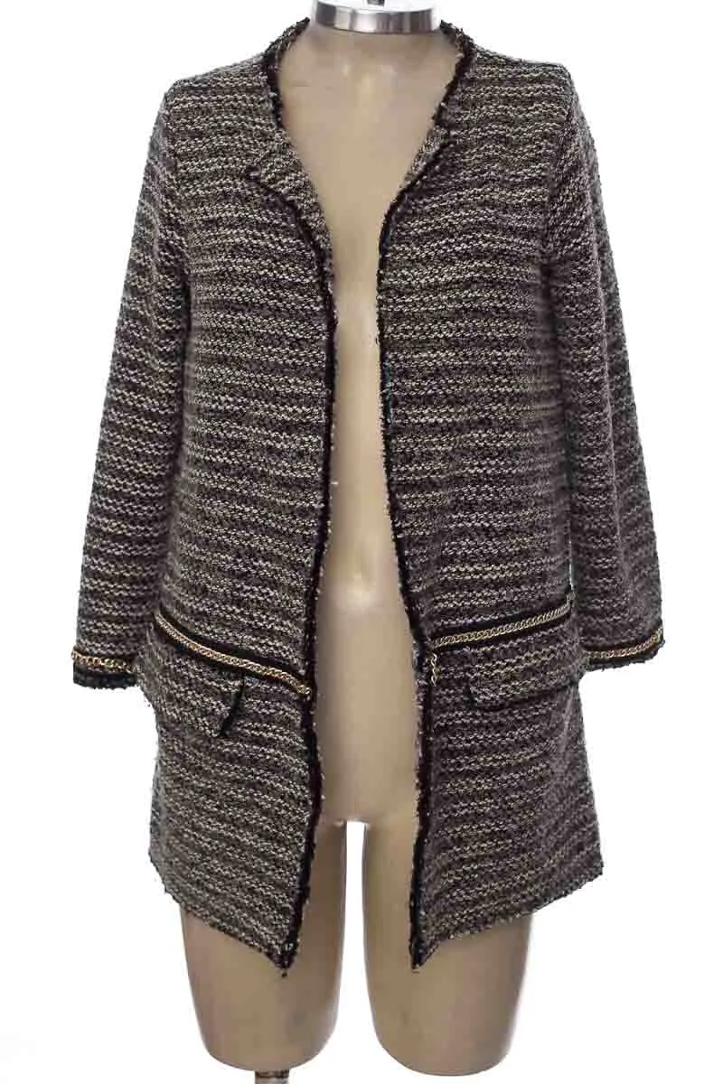 CHAQUETA / ABRIGO COLOR NEGRO  ZARAKNIT