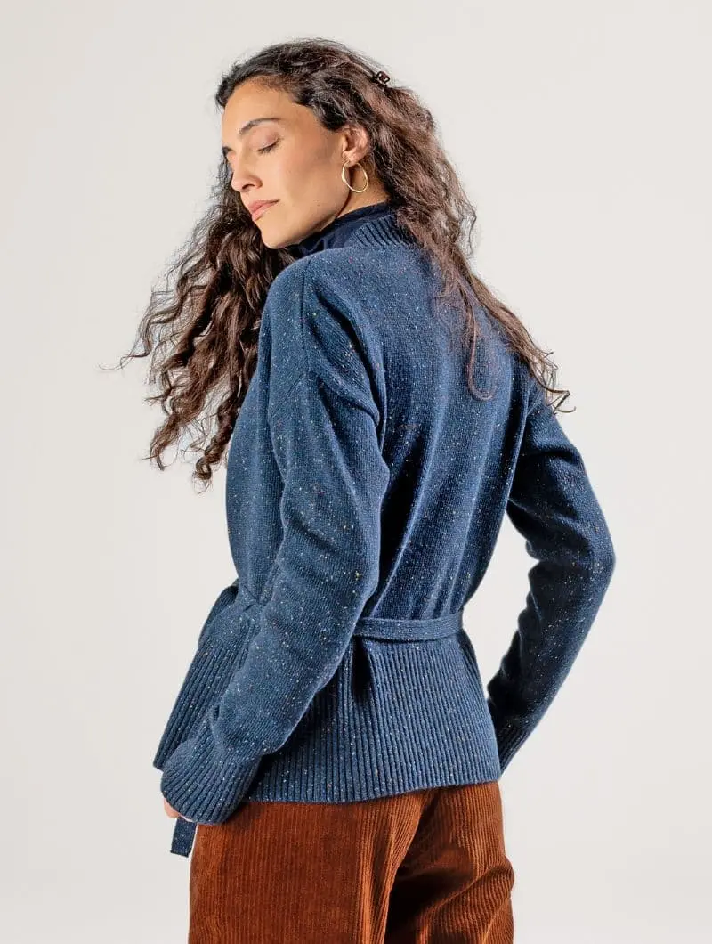 Chaqueta kimono de lana orgánica con cinturón