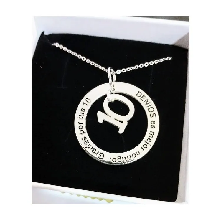 Colgantes aniversarios + cadena en plata de ley personalizable