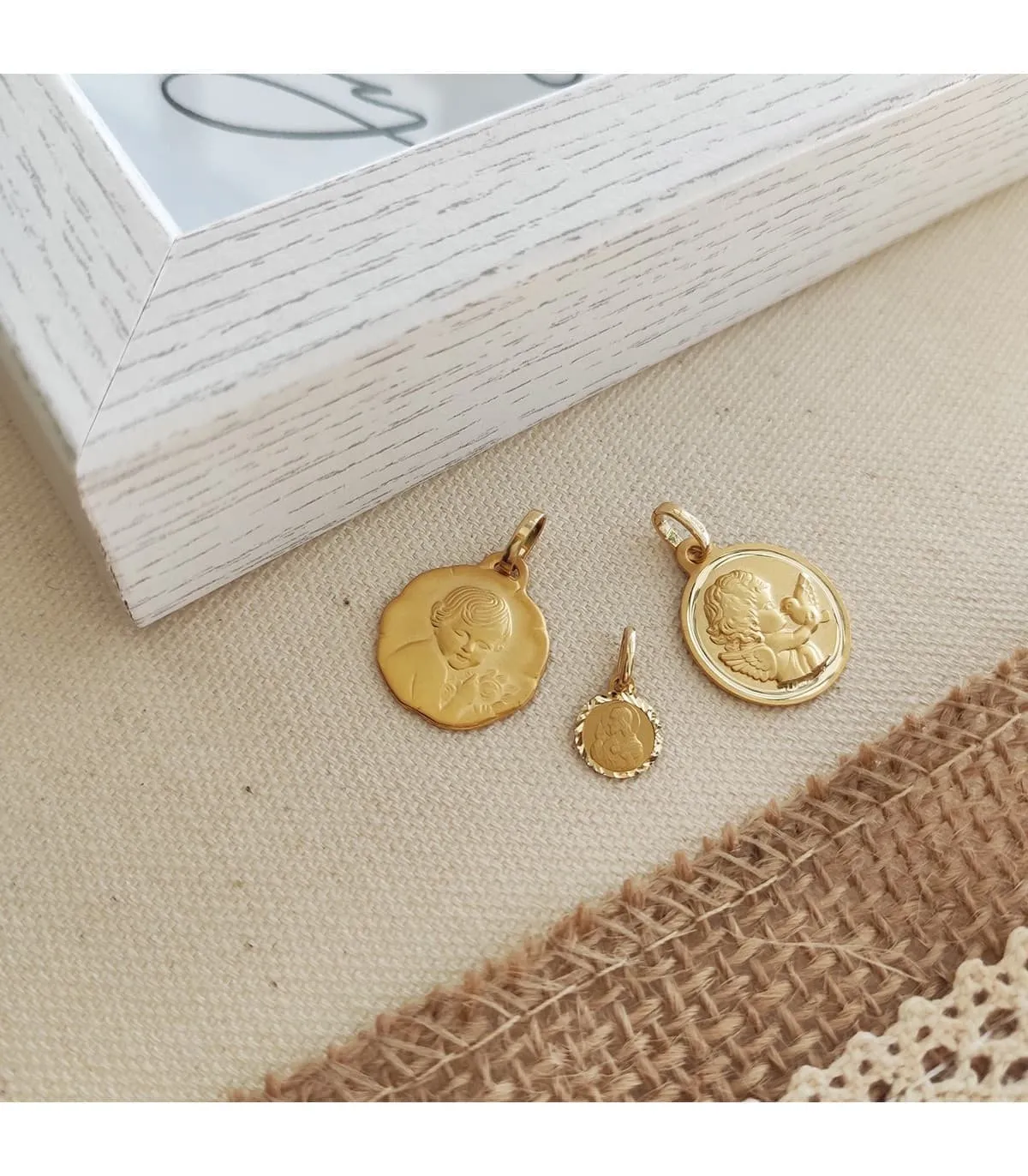 ESCAPULARIO CORAZóN JéSUSV.CARMEN MINI ORO 18KTES
