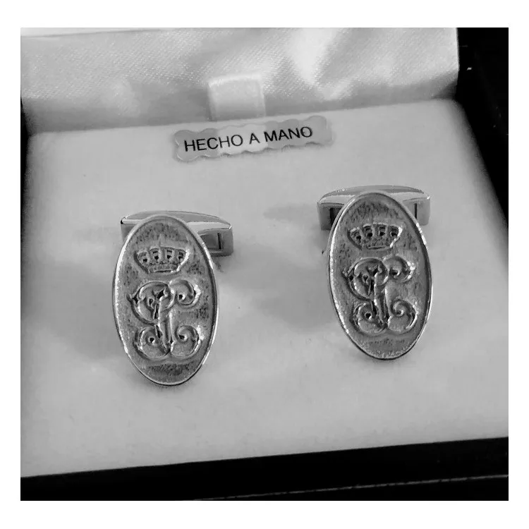 Gemelos ovalados alto relieve plata de ley