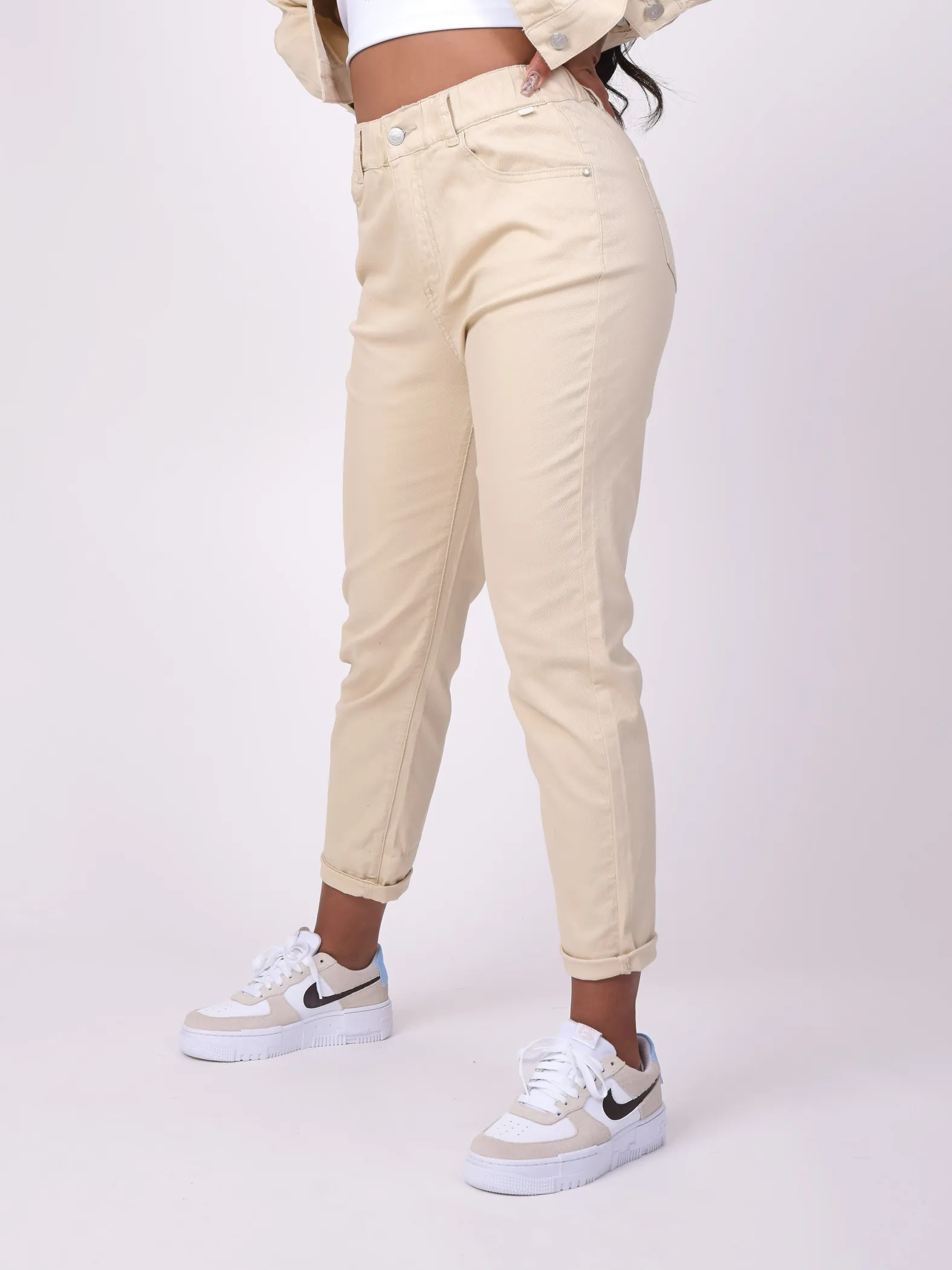 Jeans cropped básicos
