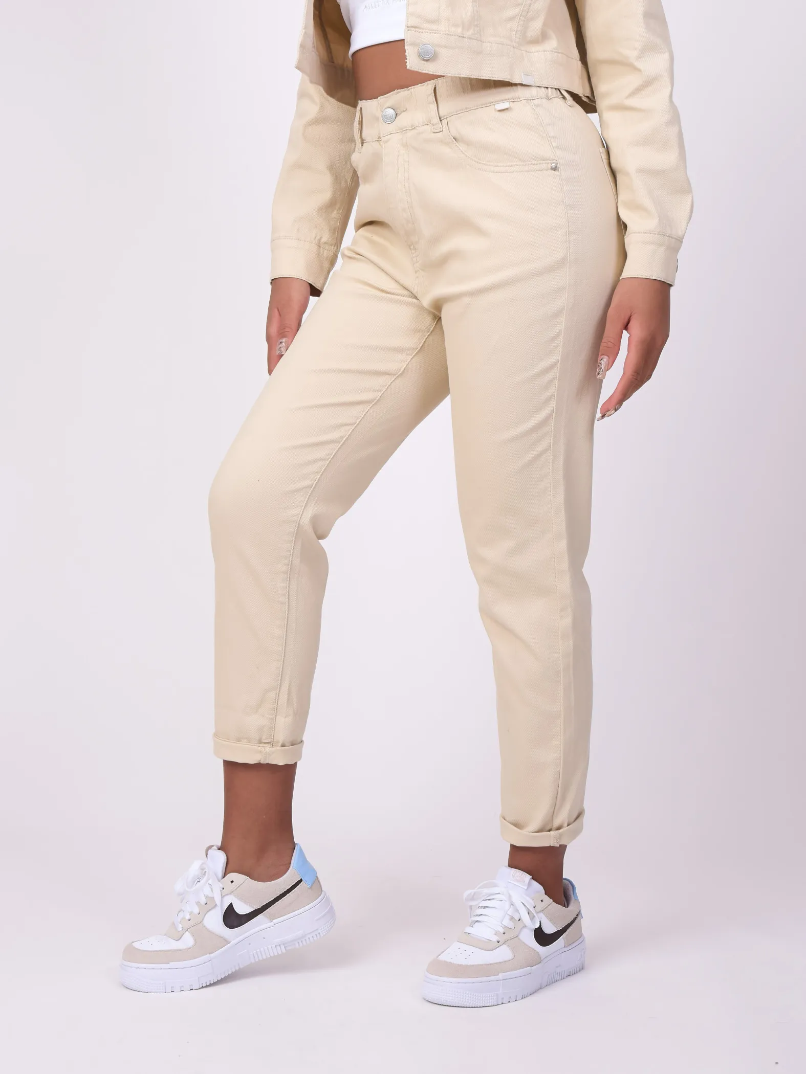 Jeans cropped básicos