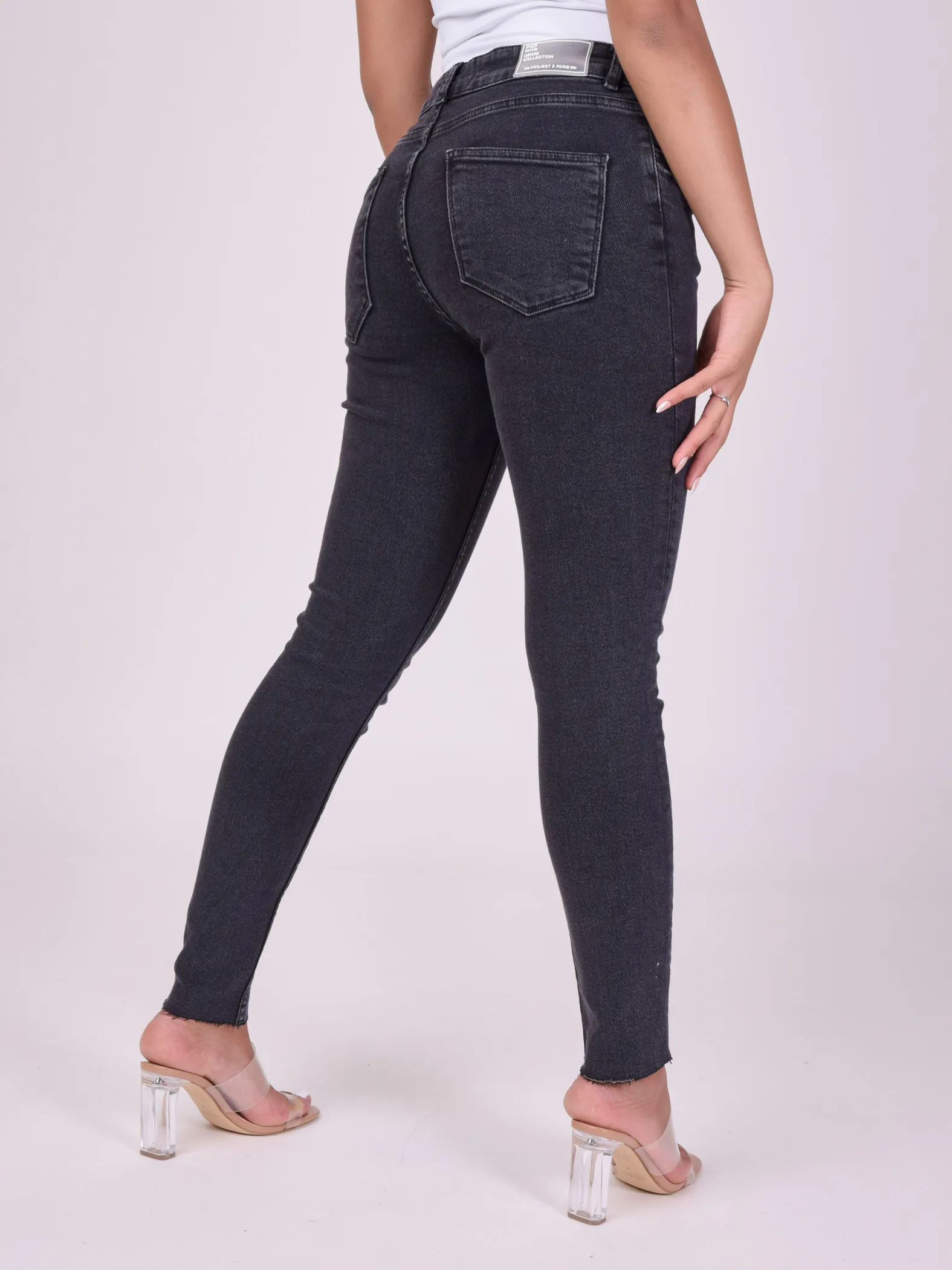 Jeans pitillo básicos
