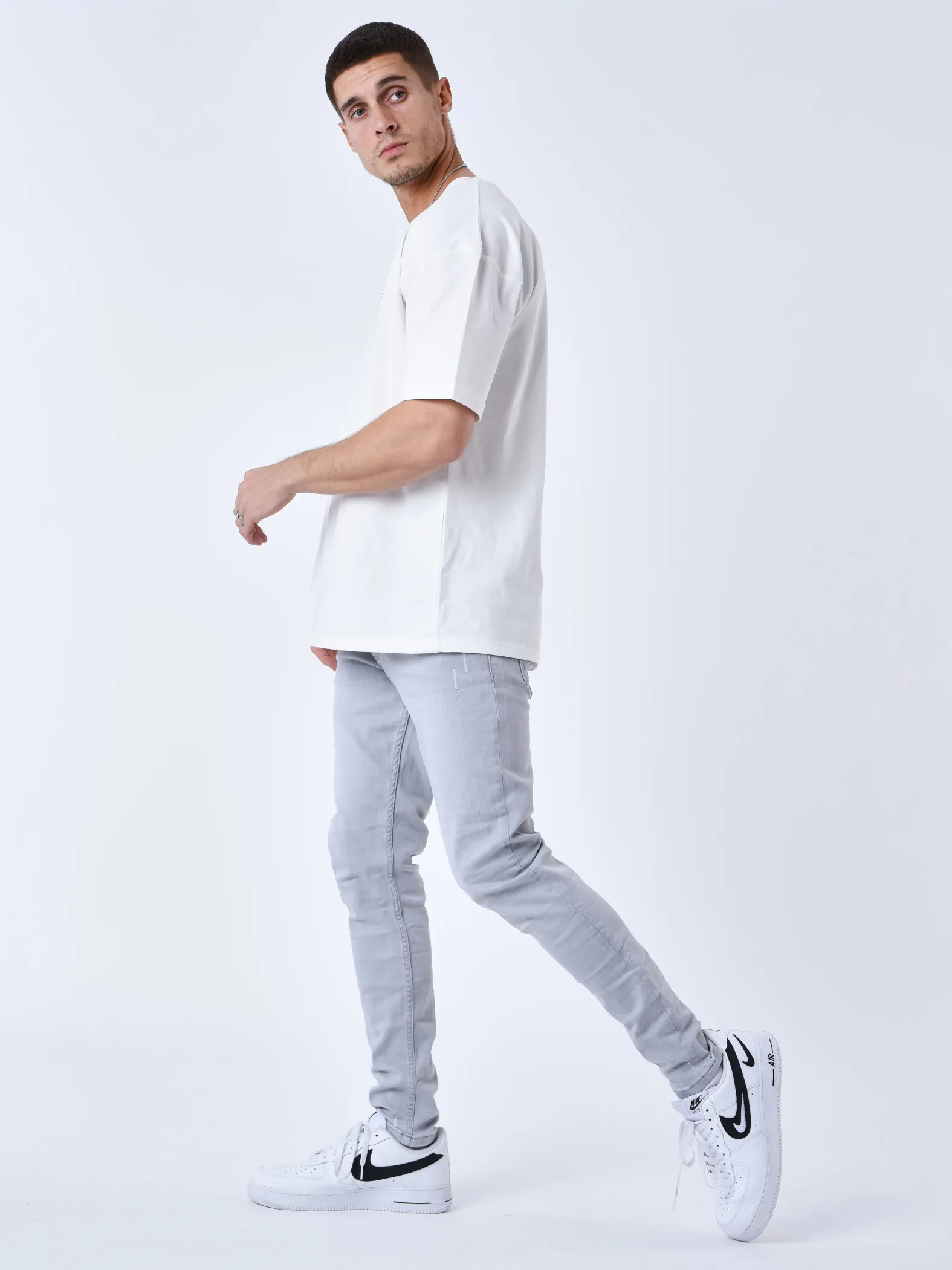 Jeans slim básicos
