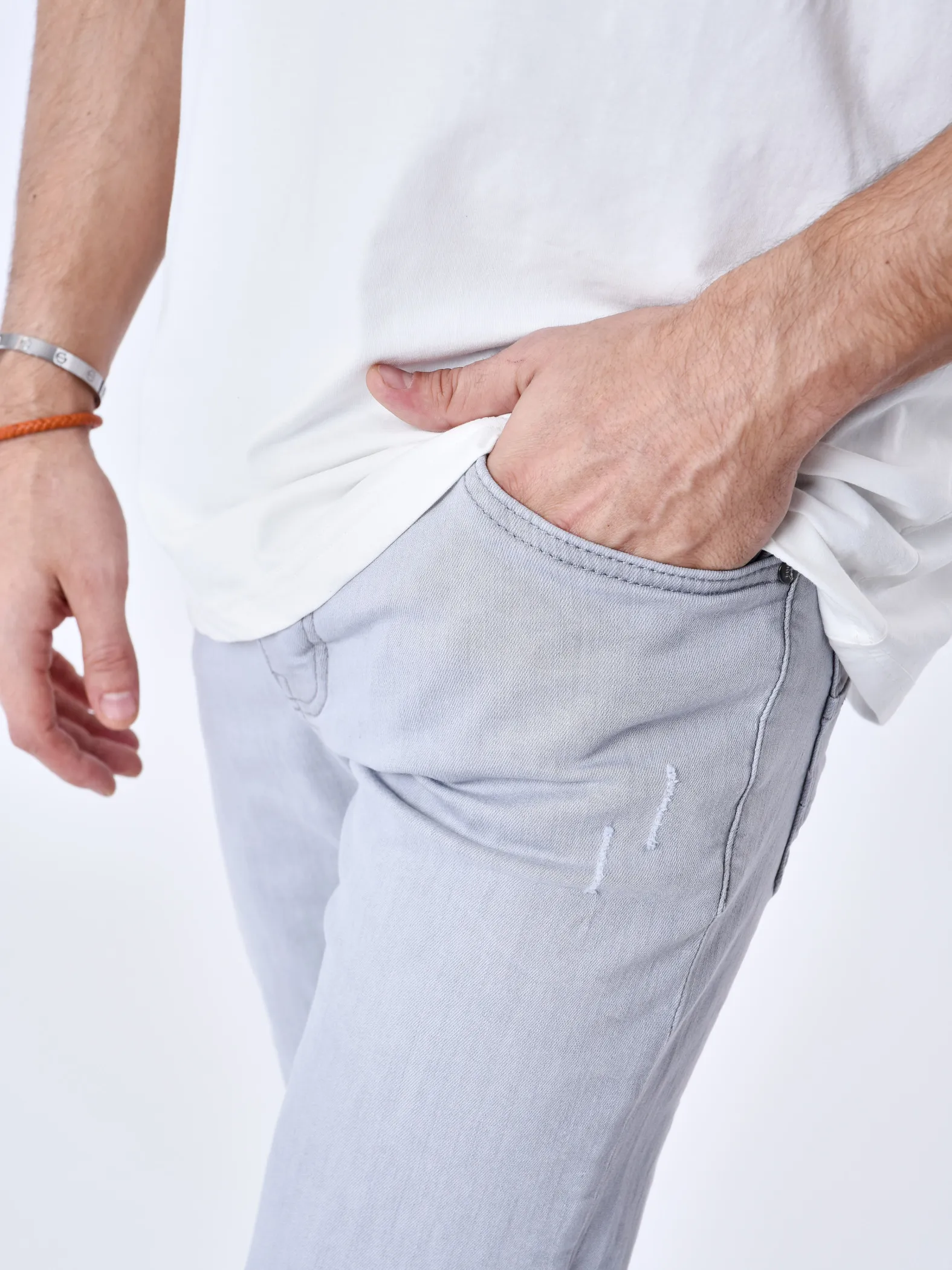 Jeans slim básicos