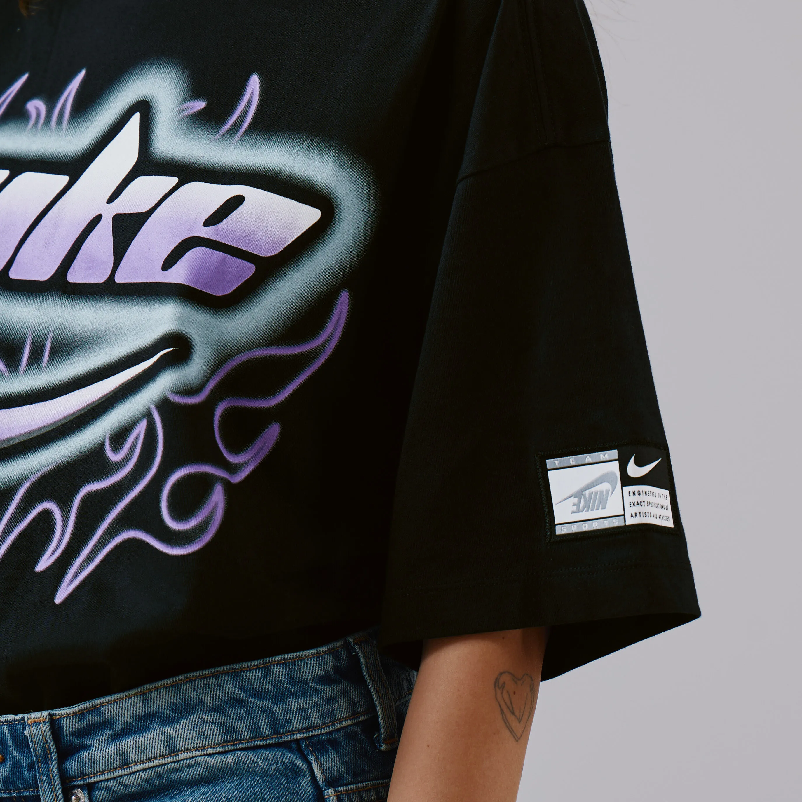 NIKE TEE SHIRT GRAPHIC DANCE