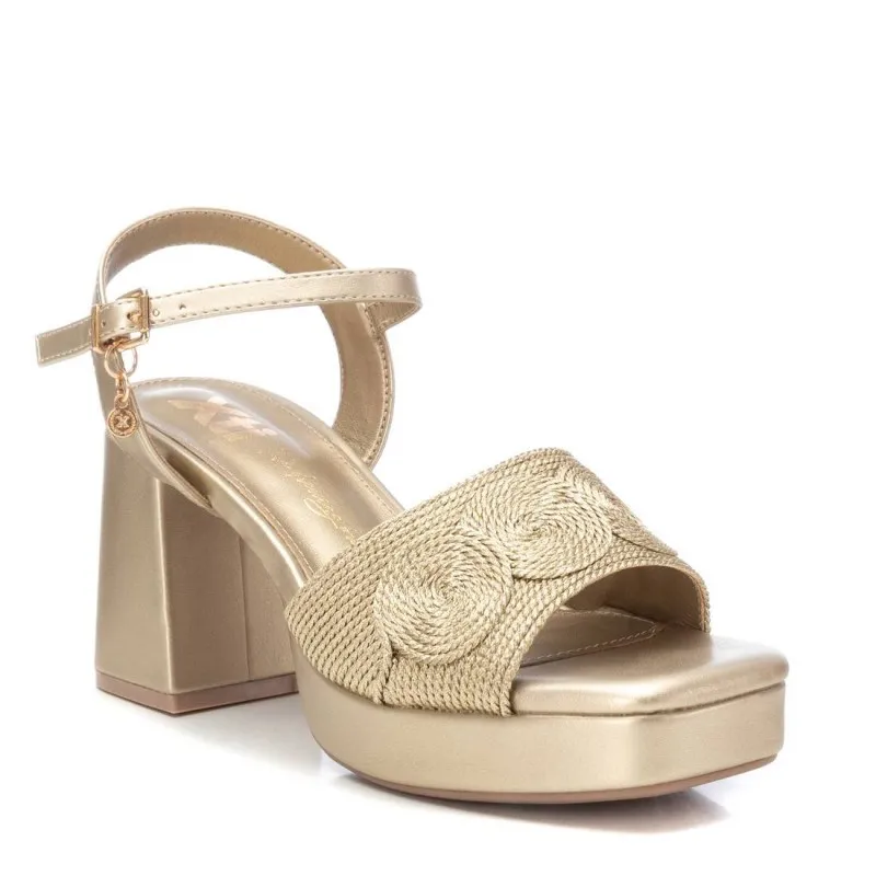 Sandalia de mujer XTI 142845 Oro