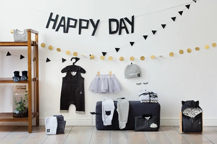 Sudadera infantil con cremallera colección Happy Day