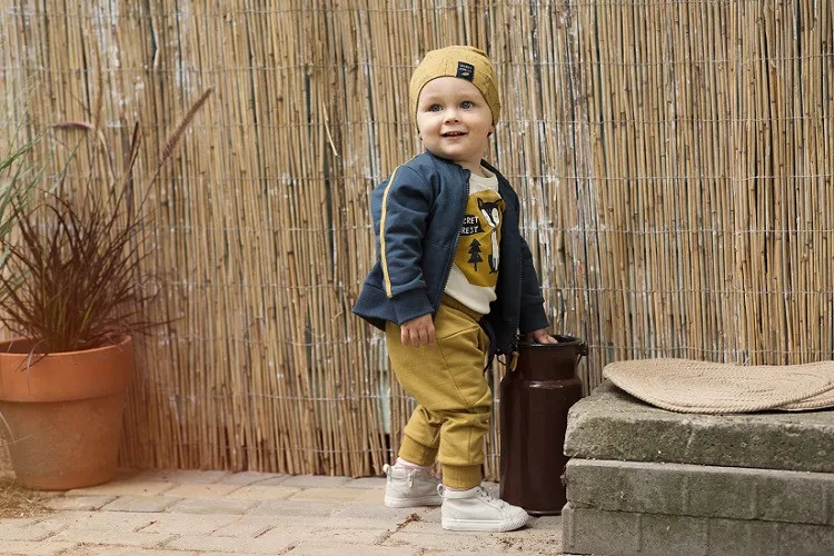 Sudadera infantil con cremallera colección Secret Forest