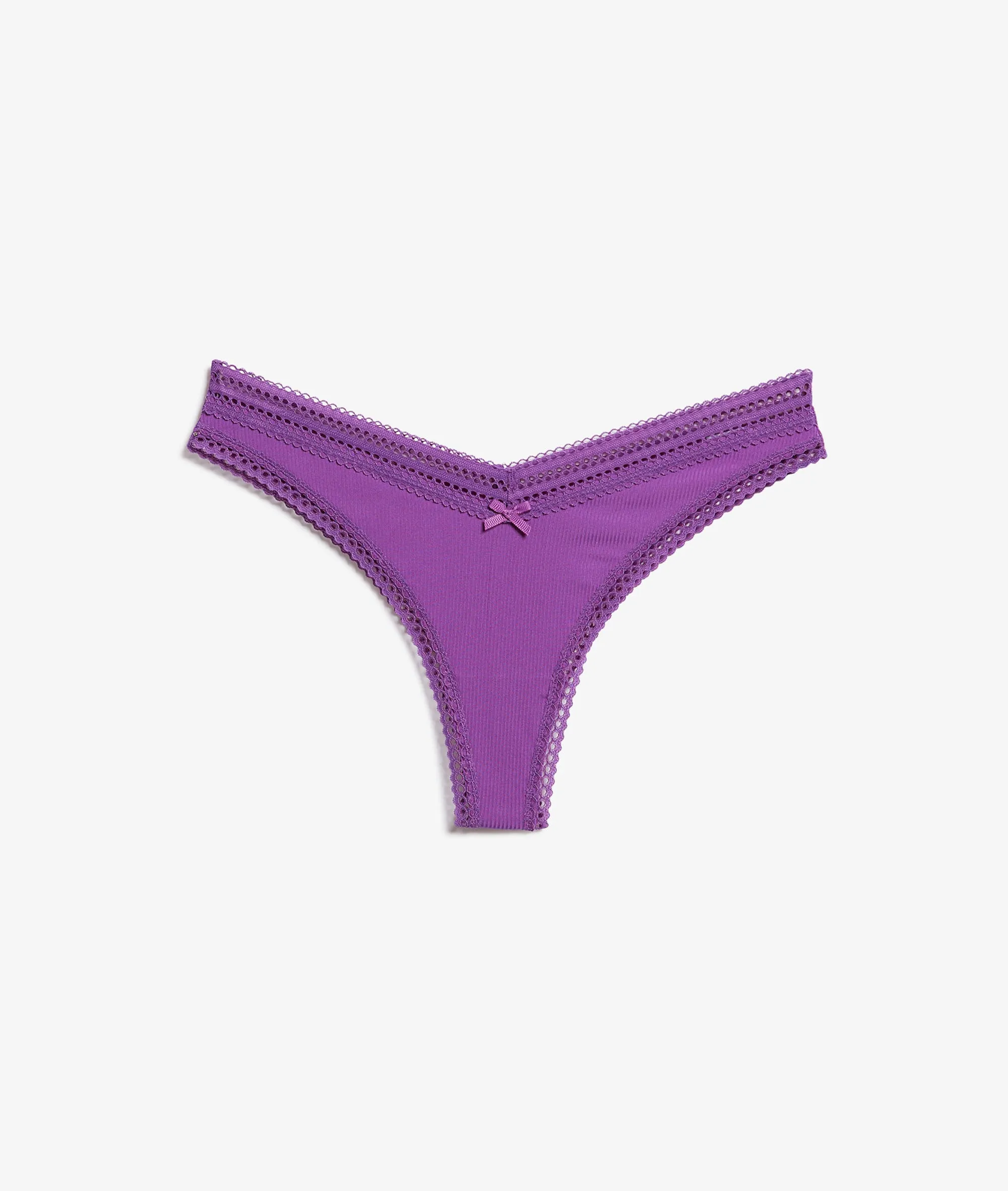 TANGA EN V CON MOTIVOS DE ENCAJE POWER MAUVE  ETAM