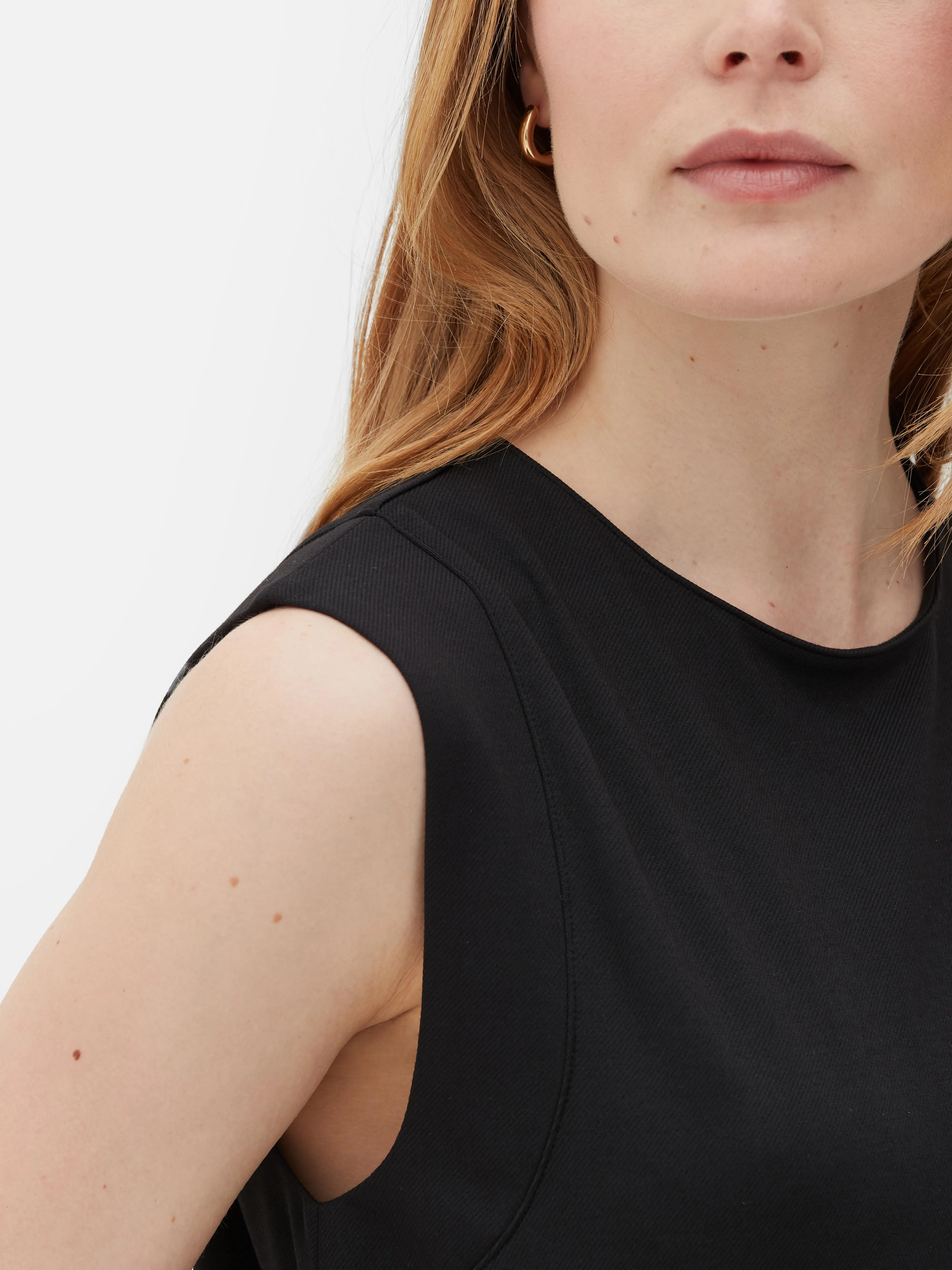 Vestido de punto de corte cocoon de The Edit