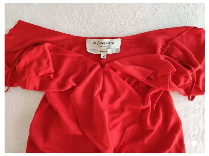 YVES SAINT LAURENT TANQUE DE MALLA CON VOLANTE Roja 
