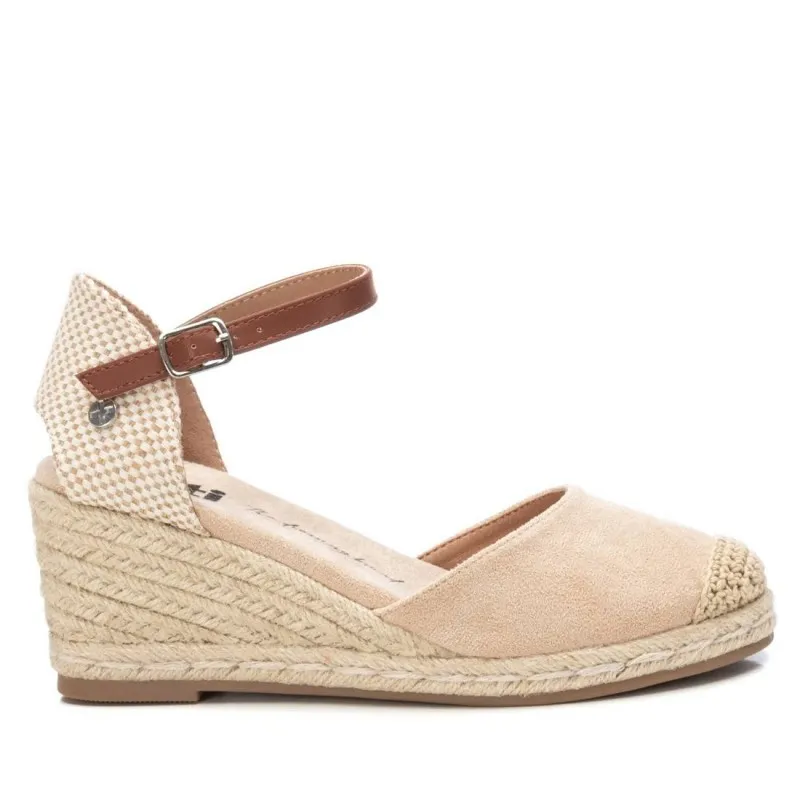 Zapato de mujer XTI 140746 Oro