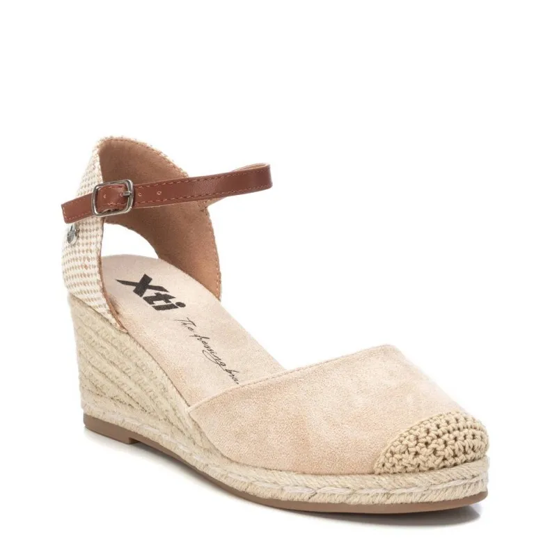 Zapato de mujer XTI 140746 Oro