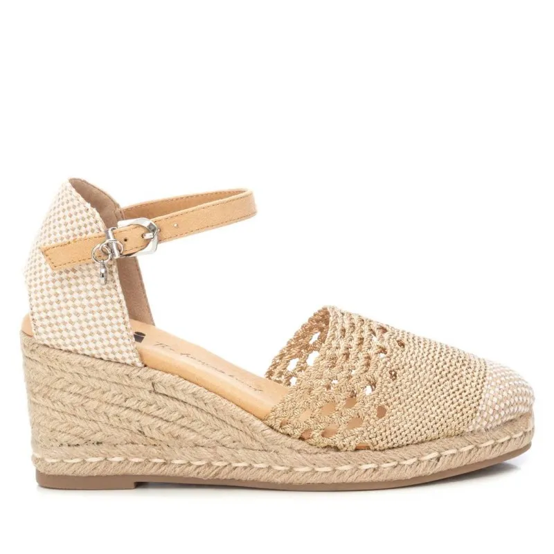 Zapato de mujer XTI 142333 Oro