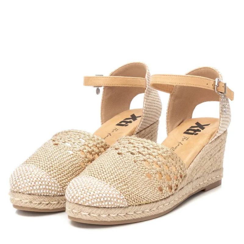 Zapato de mujer XTI 142333 Oro