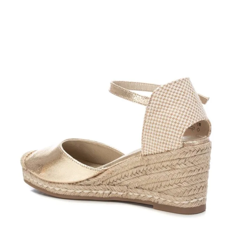 Zapato de mujer XTI 142334 Oro